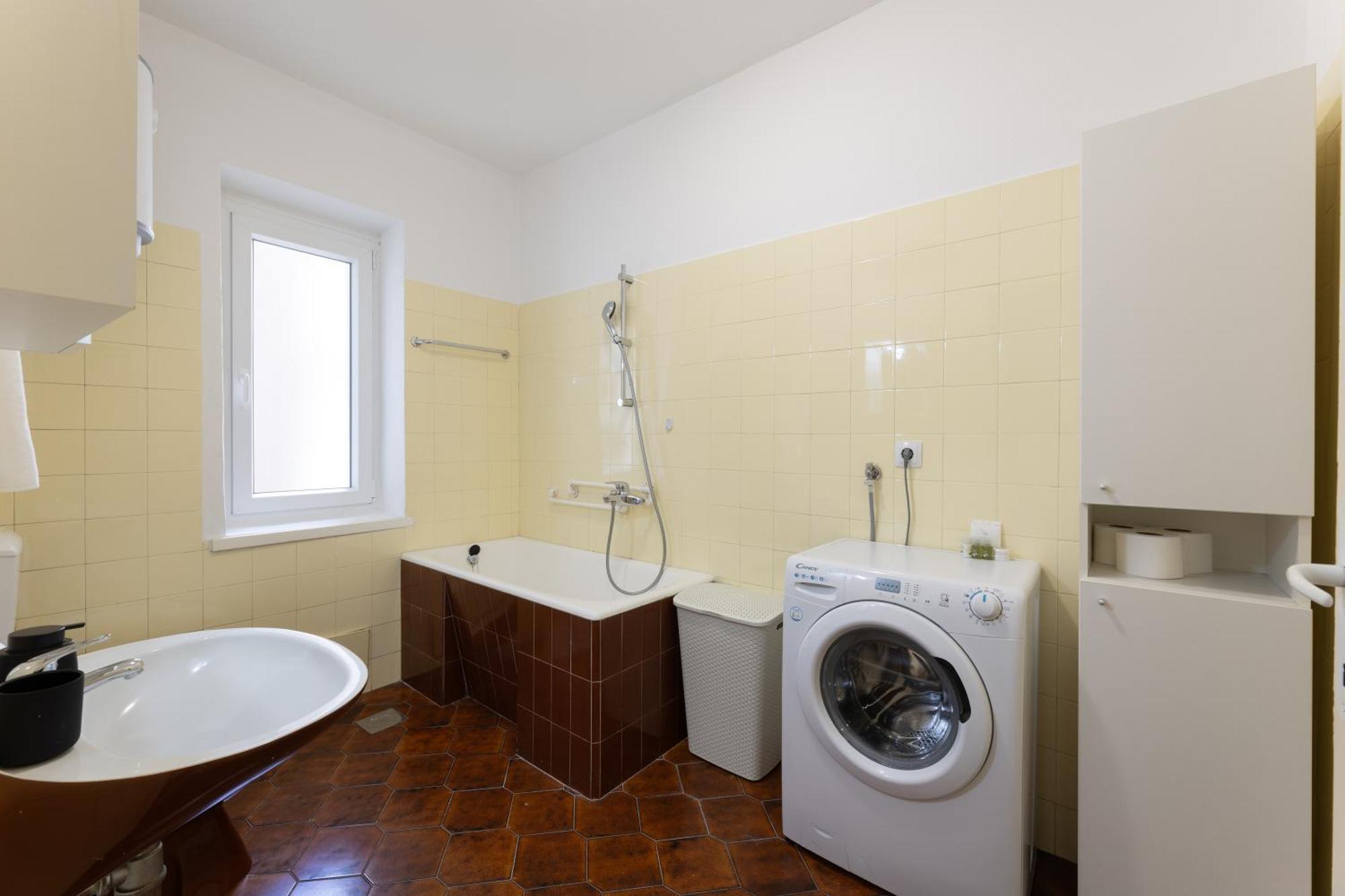 Apartment Central To Beach & Old Town Split Buitenkant foto