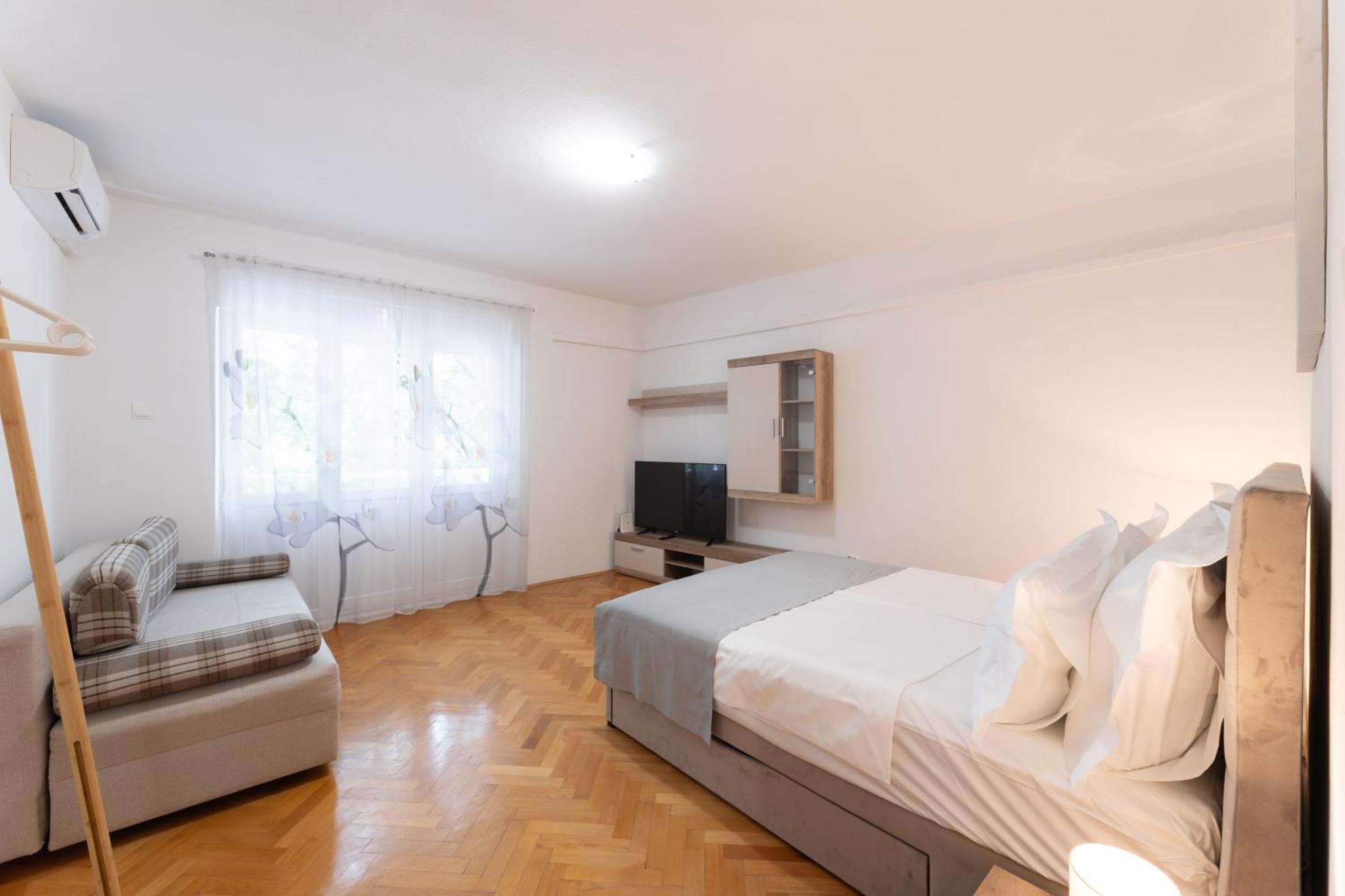 Apartment Central To Beach & Old Town Split Buitenkant foto