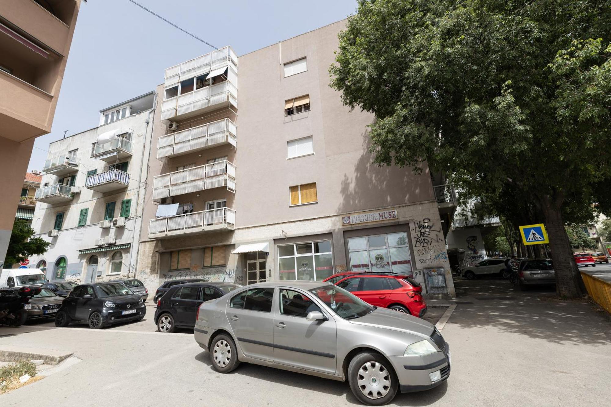 Apartment Central To Beach & Old Town Split Buitenkant foto